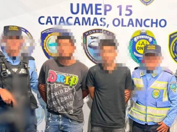 Dos hombres son arrestados por presunto tráfico de drogas durante operativo en Olancho.