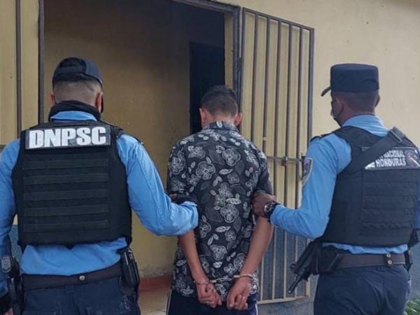 Imagen corresponde a la detención de 12 personas en agosto de 2022 en Danlí, El Paraíso.