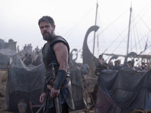 'La Odisea', una película de lo más aventurera que narra el peligroso viaje de Odiseo de regreso a su reino tras la guerra de Troya, busca reflexionar sobre las secuelas de un conflicto armado y el verdadero significado del hogar, dijo su creador, Christopher Nolan, en una entrevista con EFE.