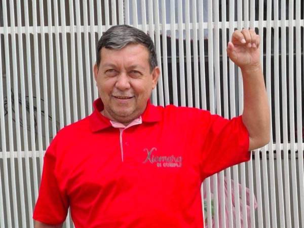 Fotografía en vida del candidato a diputado Óscar Bustillo.