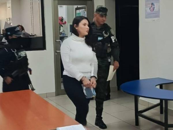 El juicio oral de Katherine Yulibeth Romero Sorto se llevó a cabo en la sala cuarta del juzgado sampedrano.