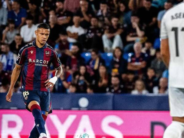 Kervin Arriaga ya es titular en el Levante de la primera división de España.