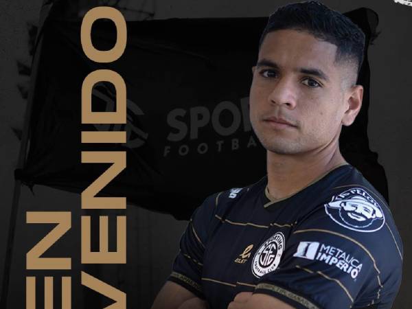 Carlos Pineda ya fue oficializado como nuevo jugador del Sporting FC de Costa Rica.