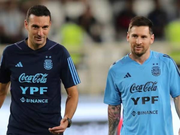 Scaloni y Lionel Messi buscarán el bicampeonato en Norteamérica.