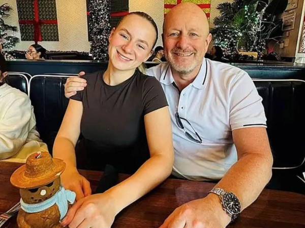 Lucy Harrison, una joven británica de 23 años, murió violentamente el 10 de enero de 2025, presuntamente a manos de su padre en Prosper, Texas, tras recibir un disparo por haber hablado mal de Donald Trump. Aquí los detalles del hecho.