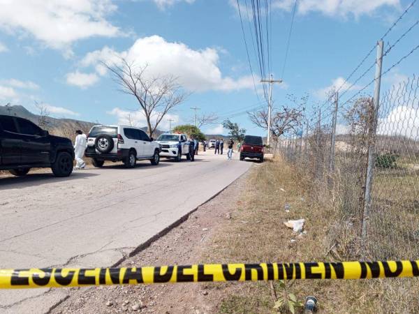 Personal forense acudió a la escena del crimen tras ser alertados.