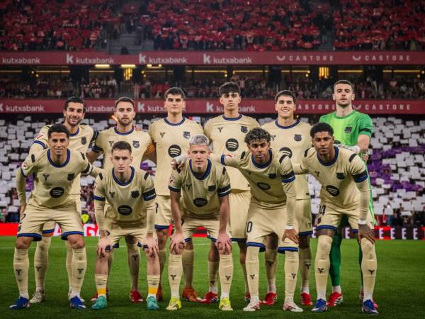 Bombazo: Diario Sport de España revela que dos jugadores del cuadro culén serán vendidos de cara a la próxima campaña.