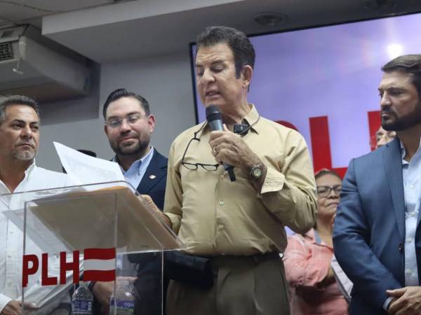 Salvador Nasralla se manifestó además en sus redes sociales.