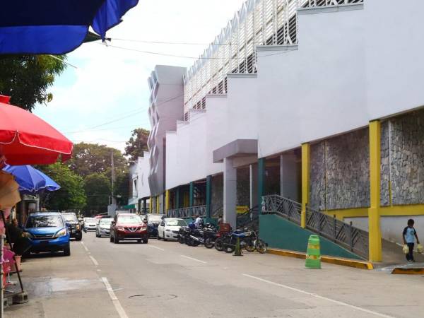 Las instalaciones del mercado Guamilito, en San Pedro Sula, donde comerciantes piden mayor seguridad y patrullajes permanentes ante recientes hechos violentos y constantes asaltos.