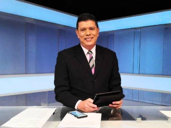 El periodista Héctor Ordóñez sustituirá a José Argueta.