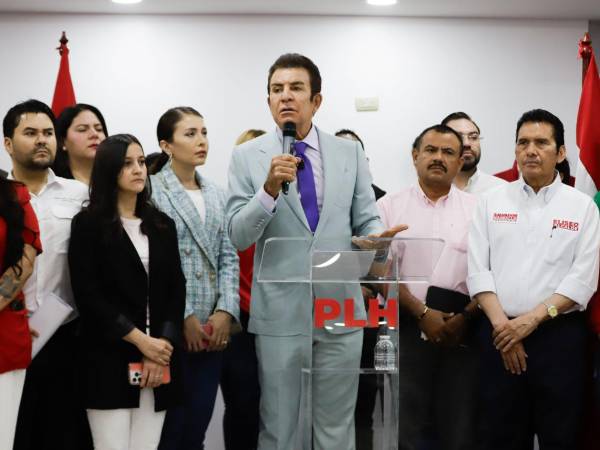 En su tercer intento por llegar a la presidencia de Honduras, Salvador Nasralla fue derrotado en los comicios de 2025 por el aspirante del Partido Nacional.