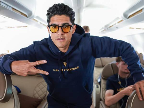 Luis Palma y Lech Poznan sufrieron atrasos en su vuelo para disputar la fase previa de la UEFA Europa League.