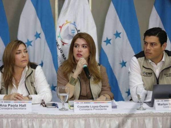 Autoridades del Consejo Nacional Electoral (CNE) de Honduras | Fotografía de archivo.