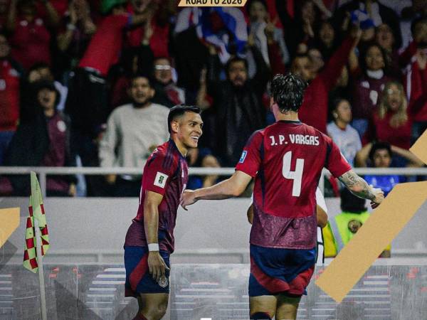 Jugadores de Costa Rica celebrando.