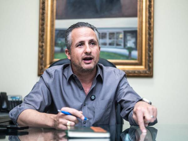 Elías Burbara en entrevista con Grupo OPSA sobre la actualidad del Real España.