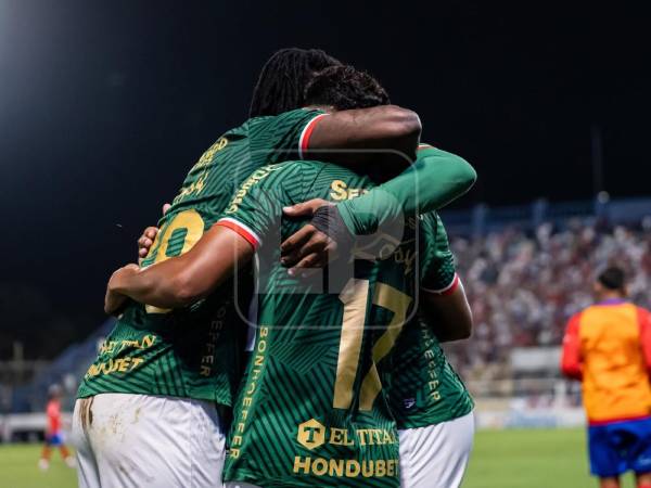 Marathón y Olimpia se enfrentaron en el Estadio Morazán por la jornada 5 de las triangulares.