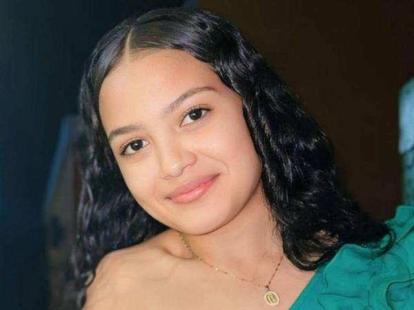 Dayani Acosta, una joven madre de 19 años, se pronunció en referencia al ataque que sufrió la noche del martes 4 de noviembre cuando fue atacada a golpes y mordidas por su expareja, Héctor Adrián Navarro López, en su casa en El Pedregal, Olancho. Esto fue lo que dijo.