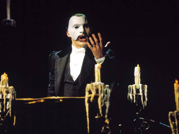 El musical El fantasma de la ópera, que ya ha dado la vuelta al mundo, en su estreno en el Teatro Lope de Vega de Madrid .