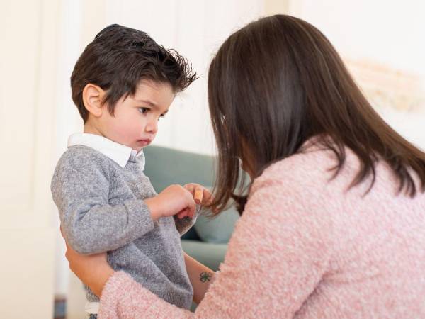 El Conadeh recomienda a las madres con niños nacidos en Estados Unidos que los registren para que tengan doble nacionalidad.