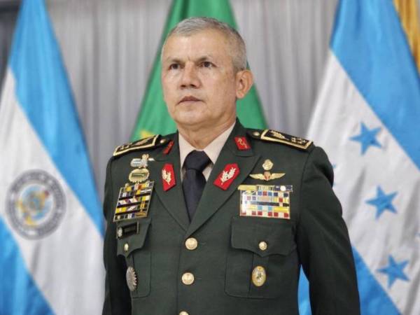 Jefe del Estado Mayor Conjunto de las Fuerzas Armadas de Honduras, general Roosevelt Hernández.