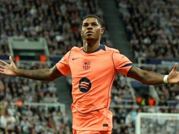 Marcus Marcus Rashford celebrando.