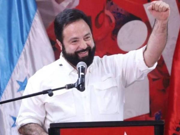 El presidente del Congreso Nacional, Luis Redondo, en un momento marcado por tensiones políticas por la crisis poselectoral.