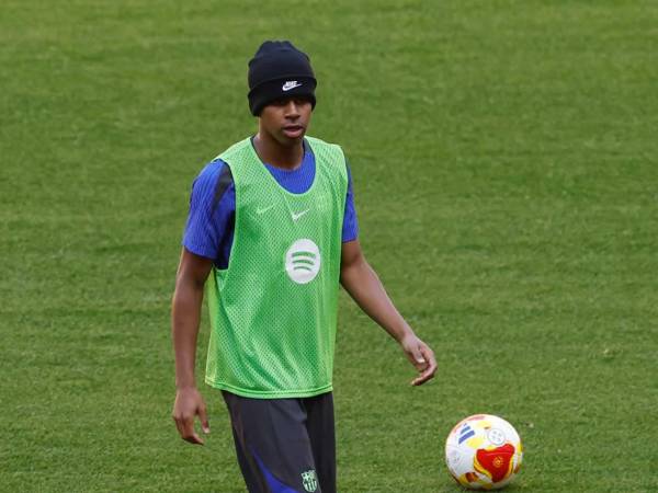 Lamine Yamal ha sorprendido a todos con el nuevo look que lucirá en la final de la Copa del Rey contra Real Madrid. Revelan su cambio radical y Hansi Flick lo avisa.
