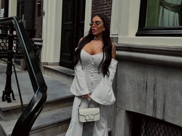 La muerte de la influencer brasileña Kauana Bilhar, de 26 años, ha causado conmoción y abierto numerosos interrogantes en Brasil. La joven falleció tras caer desde el piso 27 del edificio donde residía en Dubái, mientras las autoridades de Emiratos Árabes Unidos mantienen abierta una investigación para esclarecer lo sucedido.