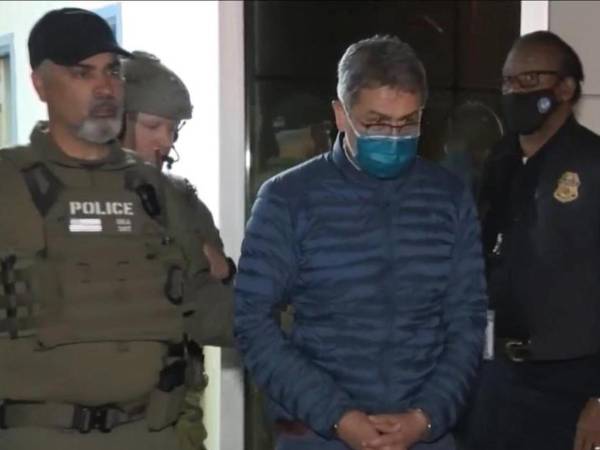 El expresidente de Honduras, Juan Orlando Hernández, publicó un video en sus redes sociales en el que relató lo que vivió en prisión, al tiempo que expresó que ahora camina en libertad, tras lo que calificó como una acusación injusta en su contra.