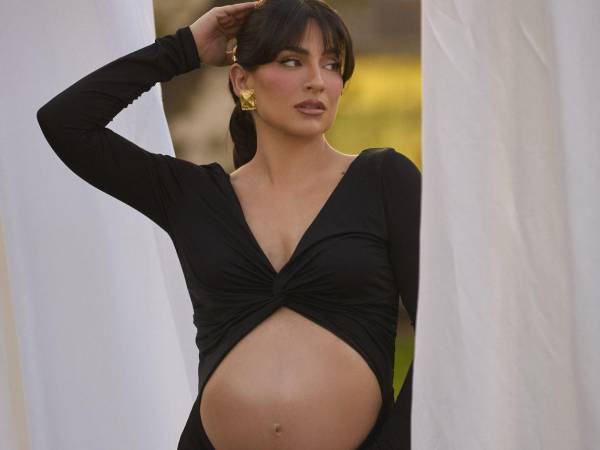 A tres meses de haber anunciado su embarazo, Ana Brenda Contreras compartió en redes sociales la celebración de su baby shower. Este será el primer bebé de la actriz mexicana junto a su esposo, Zacarías Melhem.