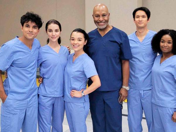En la serie Grey's Anatomy, el personaje de James Pickens Jr. también reveló su diagnóstico de cáncer de próstata.