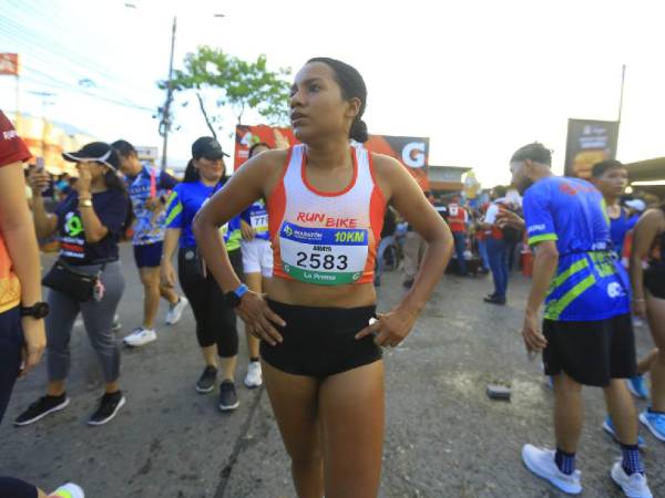 Jazmín Amaya ganadora de los 10 km en la Maratón LA PRENSA-Gatorade.