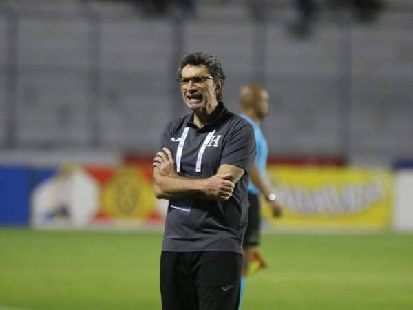 José Francisco Molina dio la cara, asumió toda la responsabilidad por el resultado y respondió a las críticas que comienzan a surgir tras el tropiezo de la Bicolor.