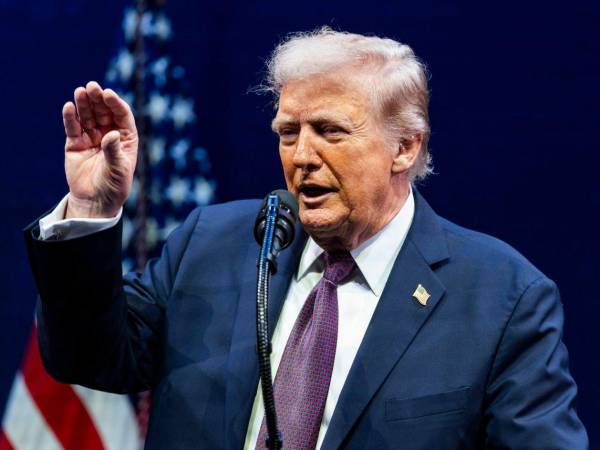 Donald Trump salió a cenar a un restaurante ubicado a pocas cuadras de la Casa Blanca.