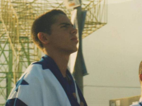 El deporte hondureño se encuentra de luto tras la muerte de Alejandro Daniel Castellanos Dusavege, destacado exnadador que representó a Honduras en los Juegos Olímpicos de Sídney 2000.