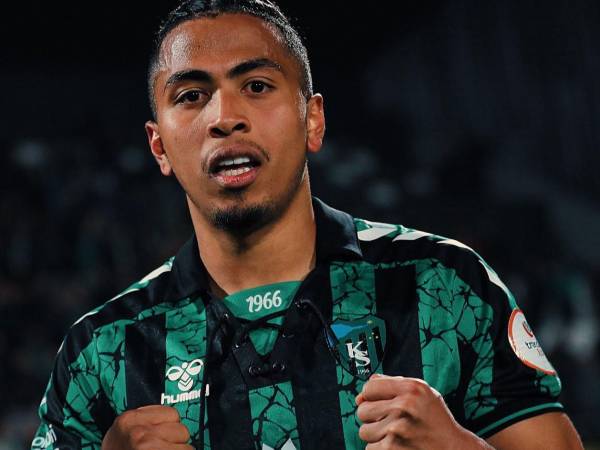 Rigoberto Rivas logró el ascenso a primera división con el Kocaelispor.