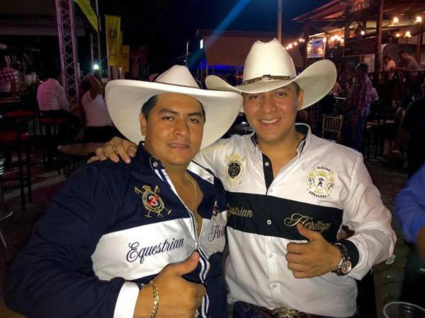 Dixie y Brayan Tábora, conocidos por sus videos y su negocio de carnes, fueron sentenciados este miércoles a 15 años de cárcel por el crimen de su primo en el mercado Medina-Concepción de San Pedro Sula, zona norte de Honduras.