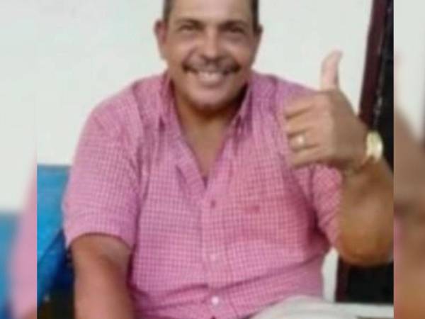 Fotografía en vida de Santos Saúl Padilla.