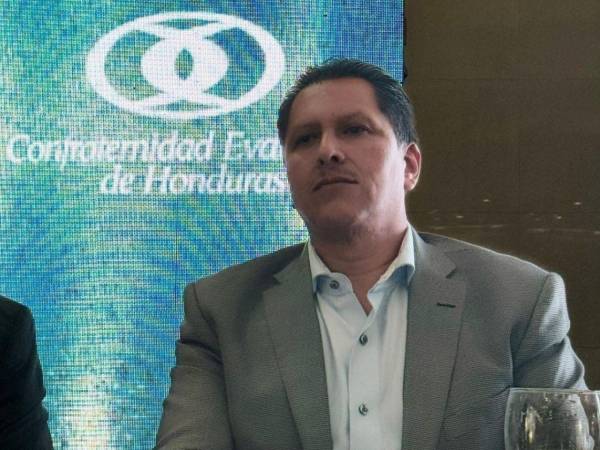 Foto del pastor Gerardo Irías, presidente de la Confraternidad Evangélica de Honduras.