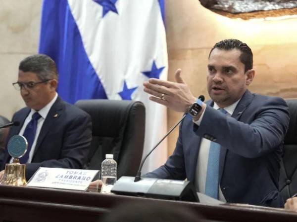 Diputados de las tres principales fuerzas políticas impulsan iniciativas que incluyen alivio fiscal para víctimas de accidentes graves, reformas educativas y la certificación obligatoria del transporte de carga pesada.