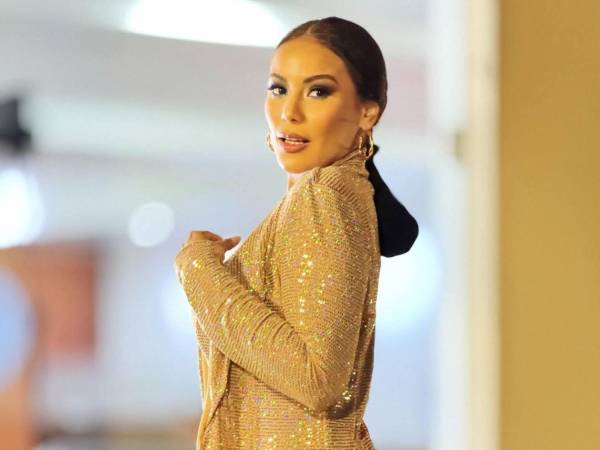 La presentadora de televisión y creadora de contenido, Elsa Oseguera, volvió a encender las redes sociales con sus repuestas directas, luego de transmitir en vivo e interactuar con sus seguidores.