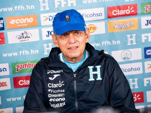 Reinaldo Rueda habló en conferencia de prensa y se disculpó con la aficion hondureña.