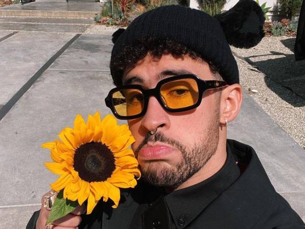 Artistas de todo el mundo, cantantes, modelos, actores, actrices, diseñadores y muchas otras profesiones han llenado las redes sociales con mensajes positivos en apoyo a Bad Bunny, quien se presentará este domingo en el medio tiempo del Super Bowl.