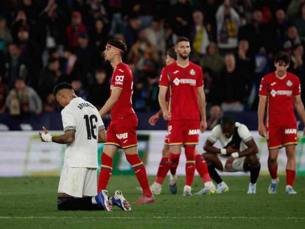 Levante sigue en puestos de descenso pero acorta distancias en la zona roja de la Liga Española.