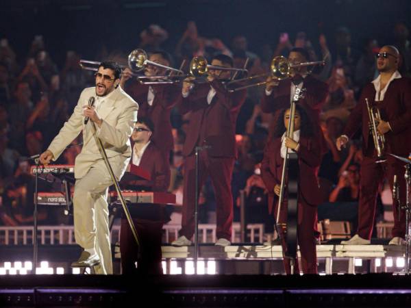 El cantante puertorriqueño Bad Bunny hará historia como protagonista del Super Bowl 2026.