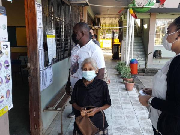 El domingo 9 de marzo, los centros escolares serán centros de votación en el país.