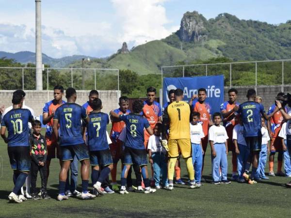 UPNFM y Olancho FC se enfrentaron en el estadio Emilio Williams de la ciudad de Choluteca.