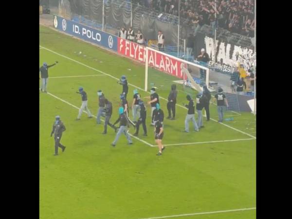 Entre las aficiones del Waldhof Mannheim y el FC Kaiserslautern hay una rivalidad que tiene tradición y el partido había sido declarado de alto riesgo.