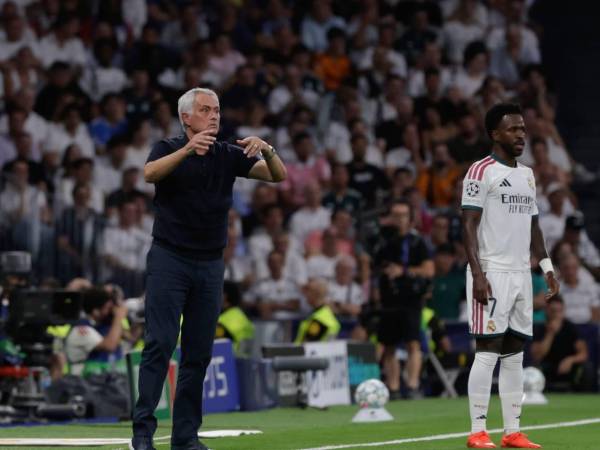 Mourinho, conocido por no tener pelos en la lengua, dejó un contundente comentario sobre el futbolista brasileño que rápidamente llamó la atención.