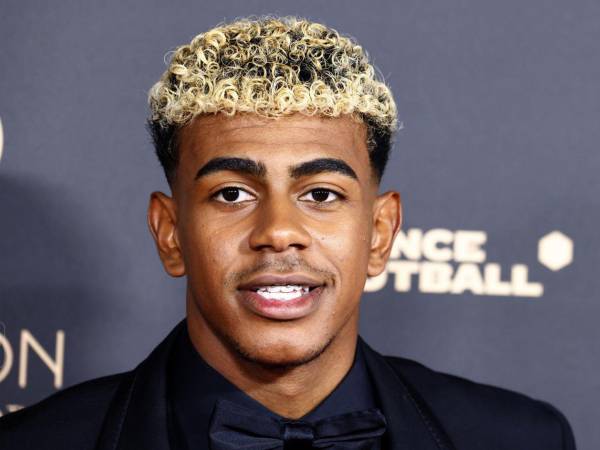 Lamine Yamal en la ceremonia del Balón de Oro.